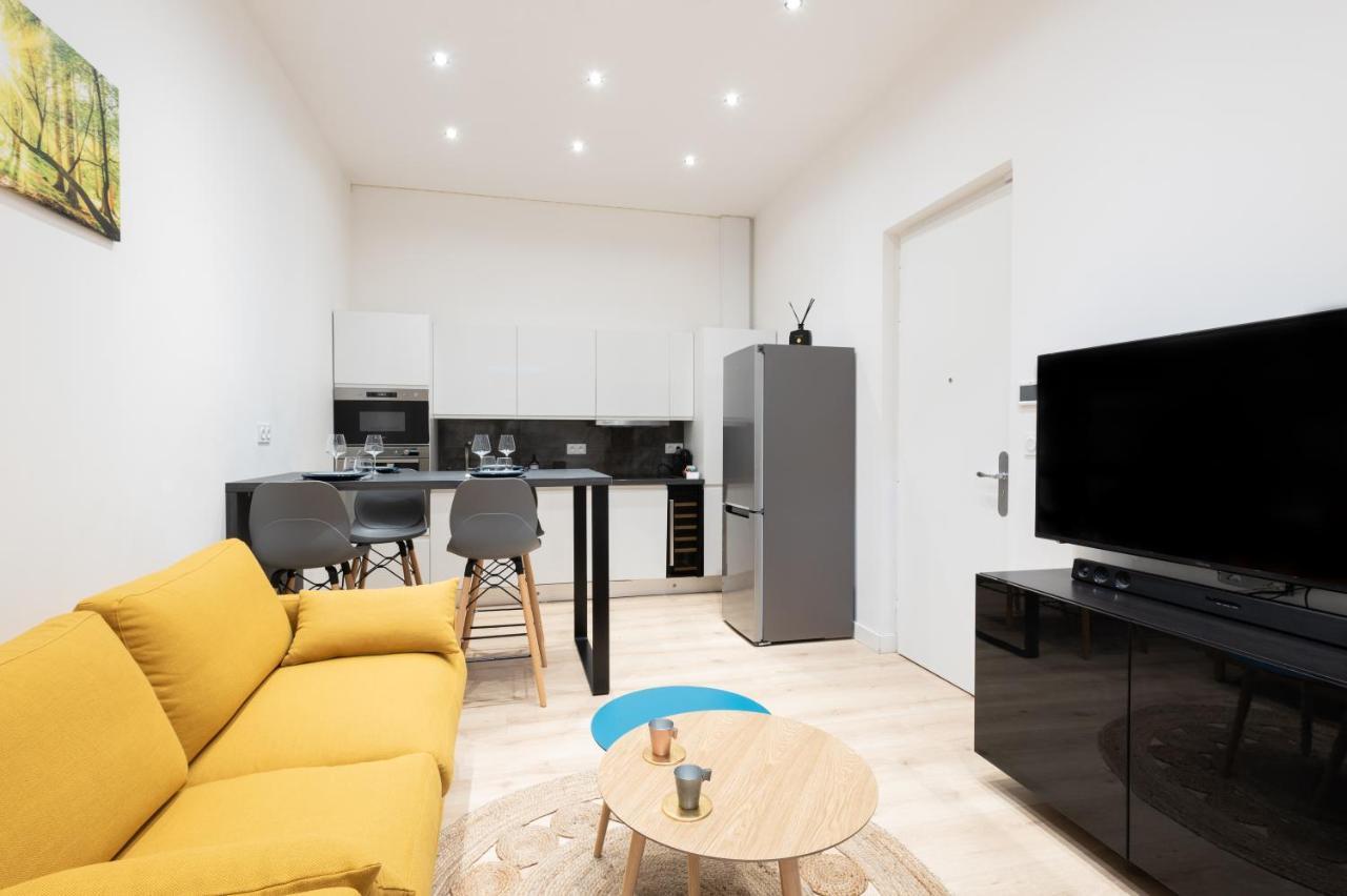 Le Notre Dame - Petit Cocon Dans Lyon 6Eme Apartment Ngoại thất bức ảnh